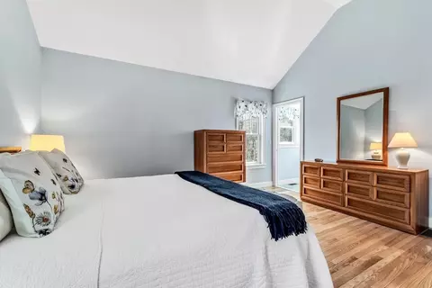 219 Pheasant Hill Cir, Cotuit, MA 02635 photo 11