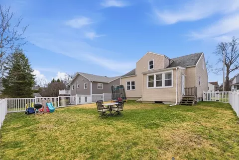 38 White St, Chicopee, MA 01013 photo 34