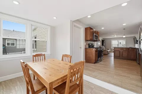 38 White St, Chicopee, MA 01013 photo 13