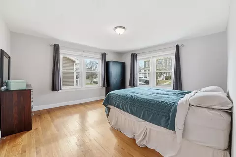 38 White St, Chicopee, MA 01013 photo 15