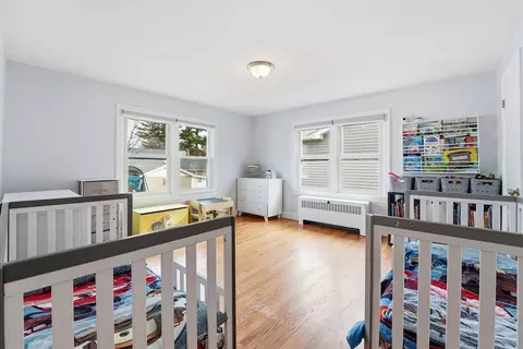 38 White St, Chicopee, MA 01013 photo 19