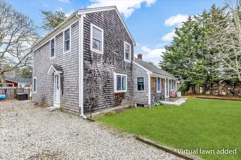 34 Weir Rd, Yarmouth, MA 02675