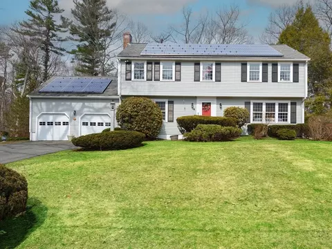 6 Barry Dr, Framingham, MA 01702