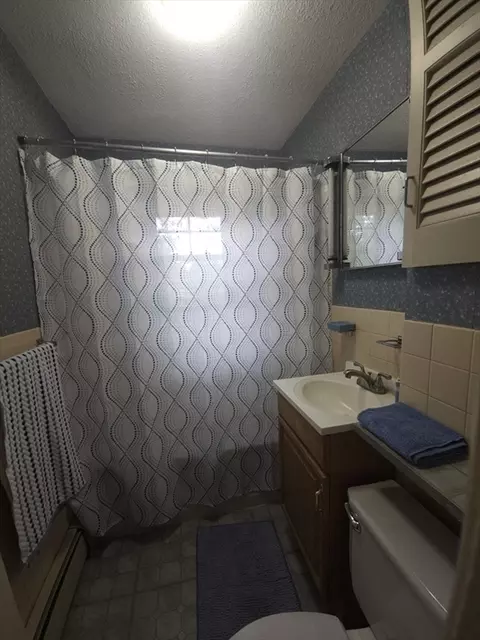 Bath - 45 Circuit Ave E, Worcester, MA 01603 photo 1 of 2