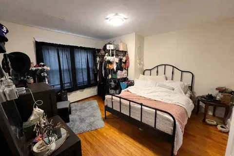 Bedroom - 328 Brooks St, Worcester, MA 01606 photo 2 of 4