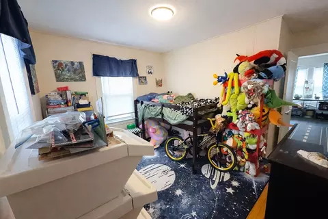 Bedroom - 328 Brooks St, Worcester, MA 01606 photo 3 of 4