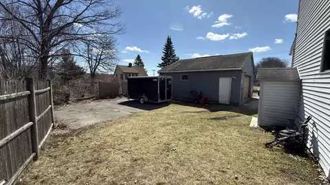 Exterior - 328 Brooks St, Worcester, MA 01606 photo 5 of 8