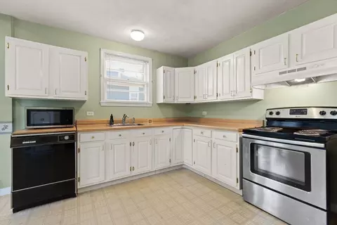35 Roosevelt St #35, Maynard, MA 01754 photo 17