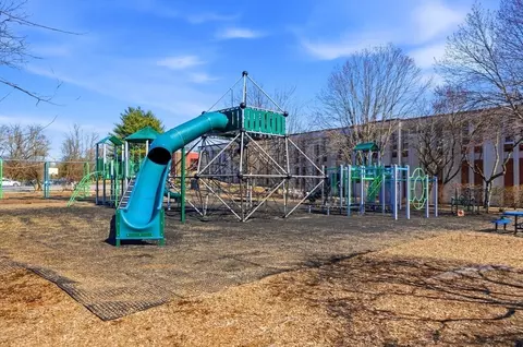 160 Pine St #11, Auburndale, MA 02466 photo 34