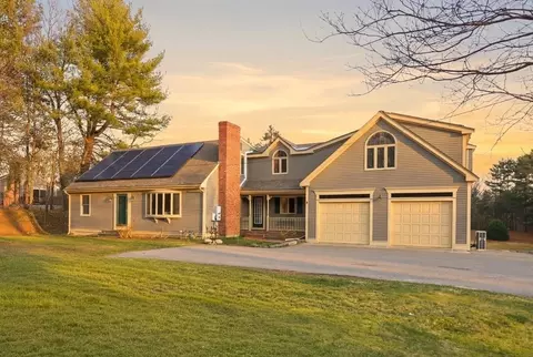 64 Village St, Millis, MA 02054