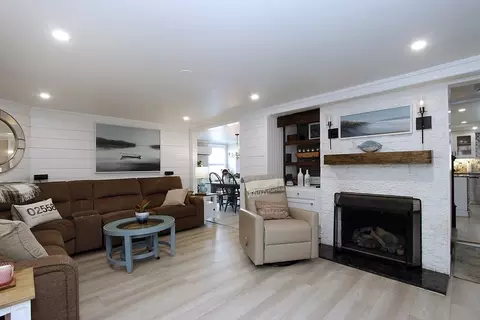 19 Maple St, Buzzards Bay, MA 02532 photo 14