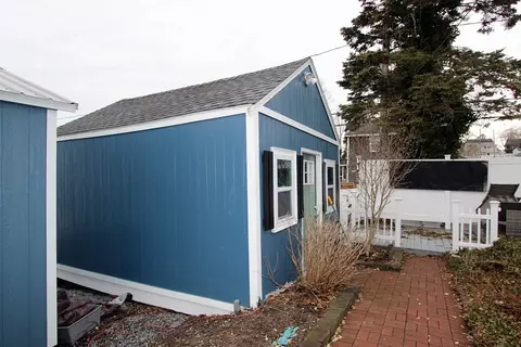 19 Maple St, Buzzards Bay, MA 02532 photo 34