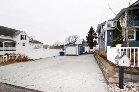 19 Maple St, Buzzards Bay, MA 02532 photo 32