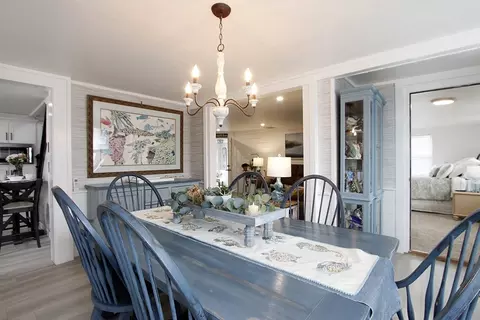 19 Maple St, Buzzards Bay, MA 02532 photo 12