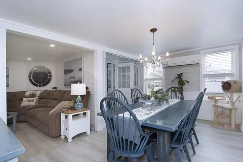 19 Maple St, Buzzards Bay, MA 02532 photo 10