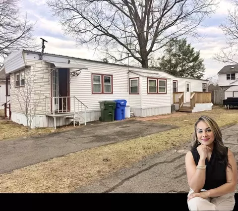 70 Shumway St #C-29, Springfield, MA 01119