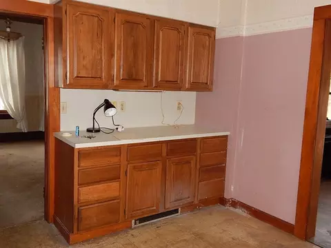 82 Beacon St, Athol, MA 01331 photo 5