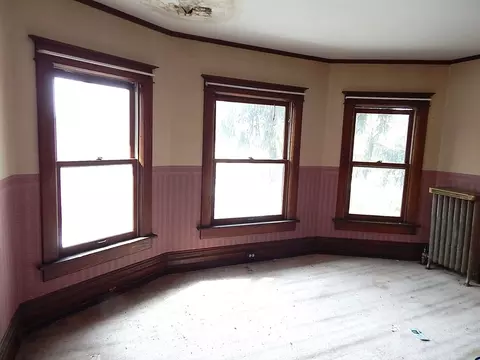 82 Beacon St, Athol, MA 01331 photo 8