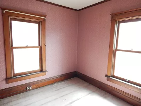 82 Beacon St, Athol, MA 01331 photo 9