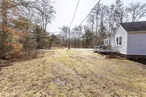 Exterior - 21 Bisbee, Wareham, MA 02571 photo 8 of 10