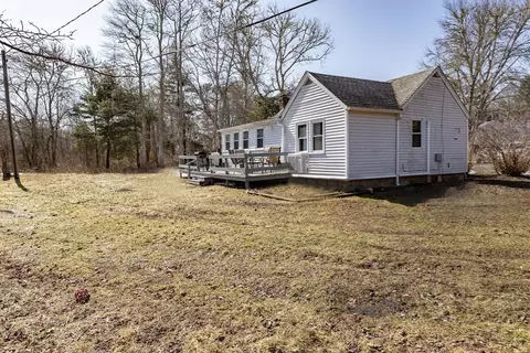 Exterior - 21 Bisbee, Wareham, MA 02571 photo 7 of 10