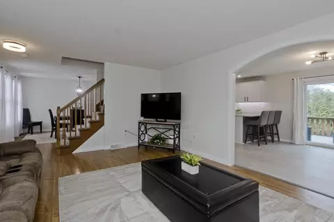 9 Post Rd, Chicopee, MA 01020 photo 6