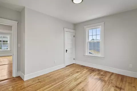 30 Boardman St, Worcester, MA 01606 photo 8