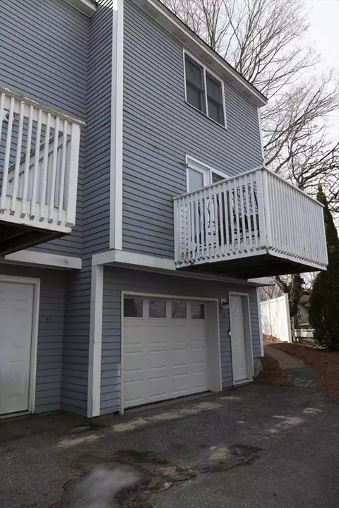 113 School St #12, Lowell, MA 01854