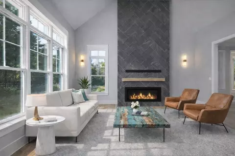 Living - 473 High St, Dunstable, MA 01827 photo 1 of 1
