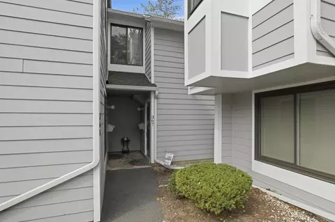 367 Nassau Dr #367, Springfield, MA 01129 photo 4