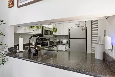 367 Nassau Dr #367, Springfield, MA 01129 photo 13