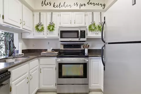 367 Nassau Dr #367, Springfield, MA 01129 photo 15