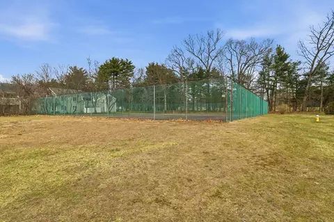 367 Nassau Dr #367, Springfield, MA 01129 photo 40