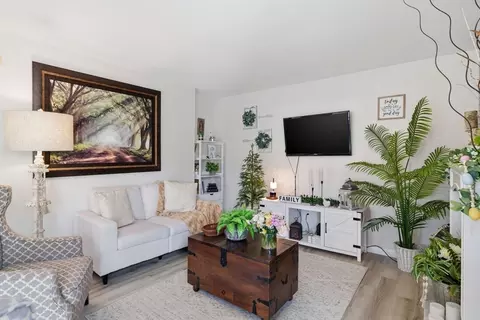 367 Nassau Dr #367, Springfield, MA 01129 photo 9