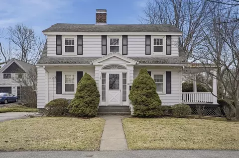 18 Davidson Rd, Worcester, MA 01605