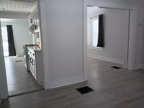 52-54 Holyoke St, Easthampton, MA 01027 photo 24