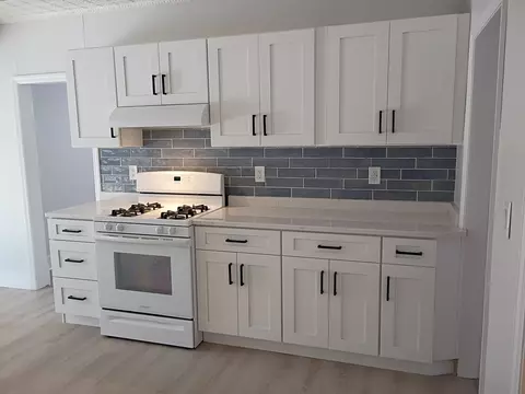 52-54 Holyoke St, Easthampton, MA 01027 photo 20