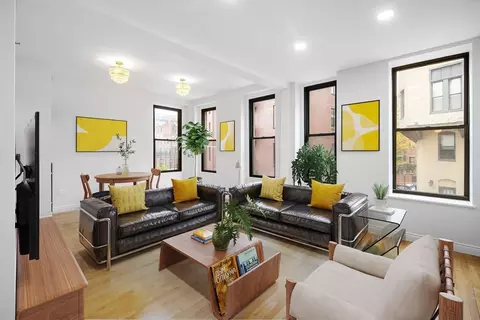 4 Charlesgate E #201, Boston, MA 02215