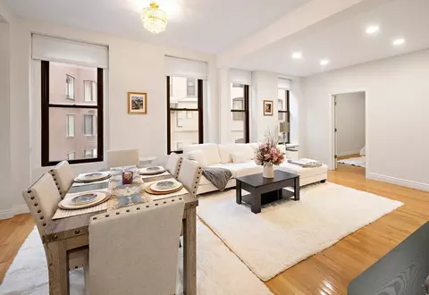 Living - 4 Charlesgate E #201, Boston, MA 02215 photo 3 of 4