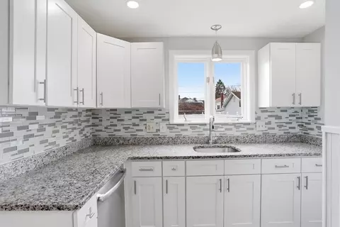 43 Tampa St, Worcester, MA 01604