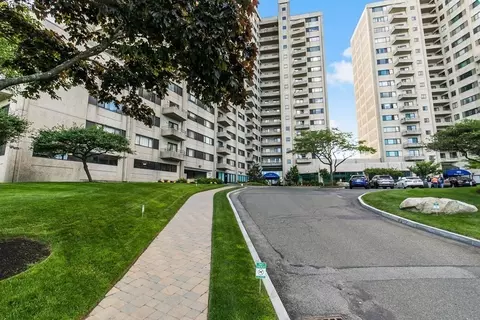 376 Ocean Ave #207, Revere, MA 02151