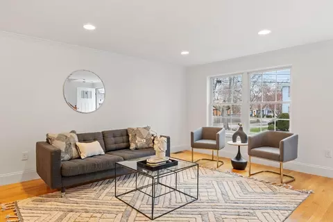 Living - 22 Patrick St #22, Arlington, MA 02474 photo 2 of 3