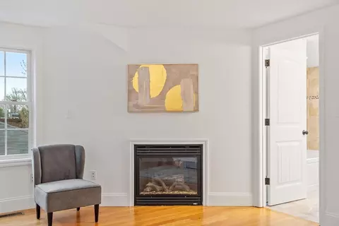 Entry Way - 22 Patrick St #22, Arlington, MA 02474 photo 4 of 4