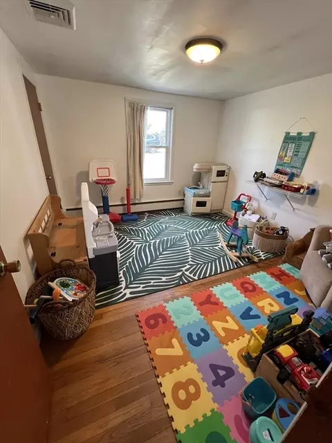1 Sylvester Dr, Webster, MA 01570 photo 9