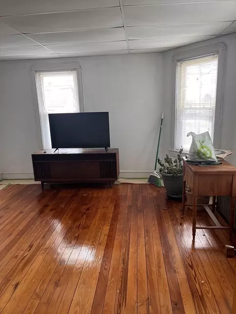 332 Albert St, Fall River, MA 02721 photo 16