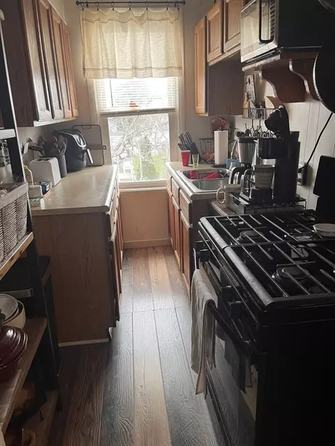 332 Albert St, Fall River, MA 02721 photo 22