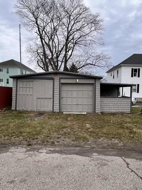 332 Albert St, Fall River, MA 02721 photo 7