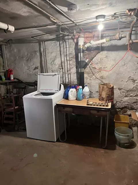 332 Albert St, Fall River, MA 02721 photo 37