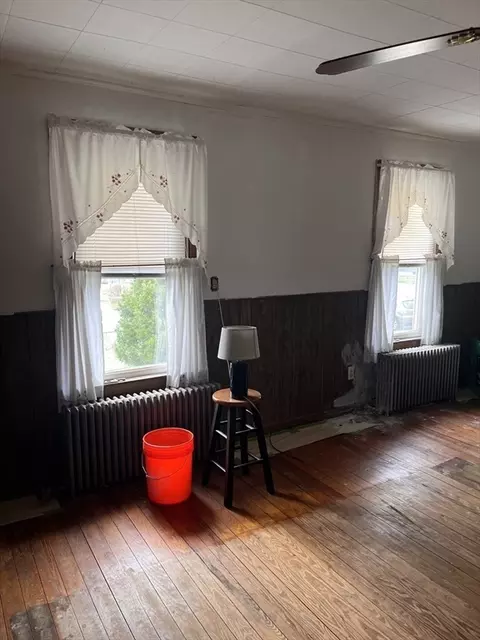 332 Albert St, Fall River, MA 02721 photo 12