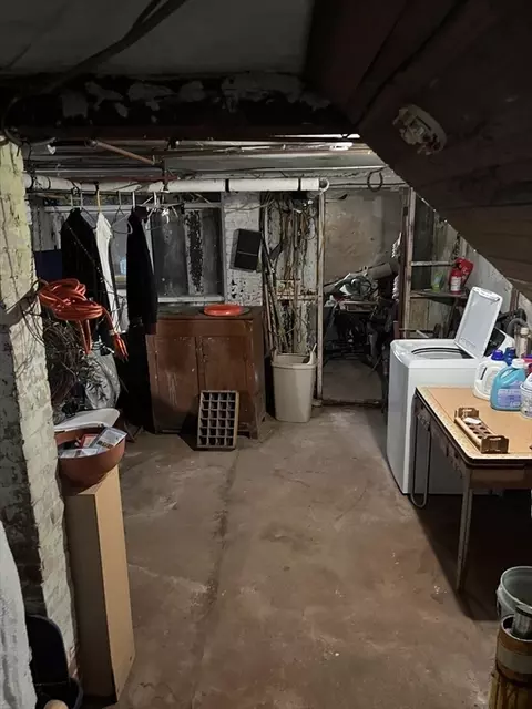 332 Albert St, Fall River, MA 02721 photo 36
